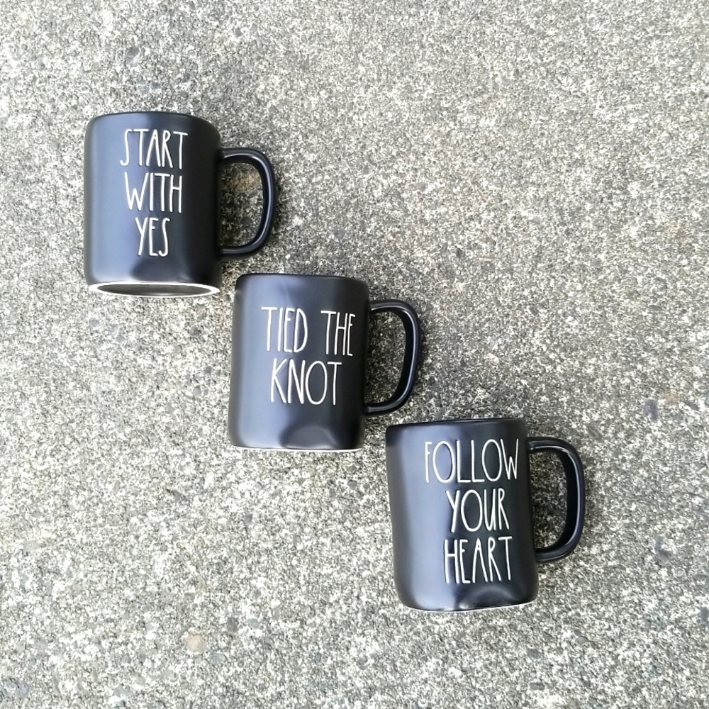 🖤Rae Dunn Mug Set🖤